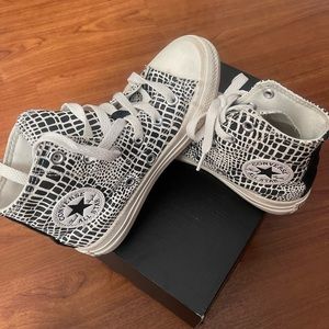 Little Girl Converse Size 12 gently worn